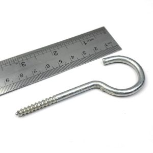 قلاب سقفی رزوه دار بسیار بزرگ با سایز 9 سانتیمتر ارتفاع و 4.4 سانتیمتر عرض حلقه و همچنین ضخامت 5 میلیمتر که برای آویزان کردن اجسم بسیار سنگین مناسب می باشند.