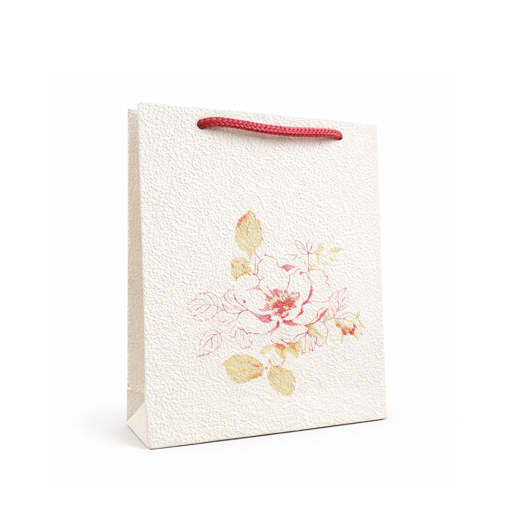 خرید ساک هدیه لوکس مدل رز کلاسیک Classic Rose gift bag، دستساز و ساخته شده از کاغذ دیواری برجسته. مناسب عطر، اکسسوری و هدیههای خاص. ابعاد 18×16×4 سانتیمتر.